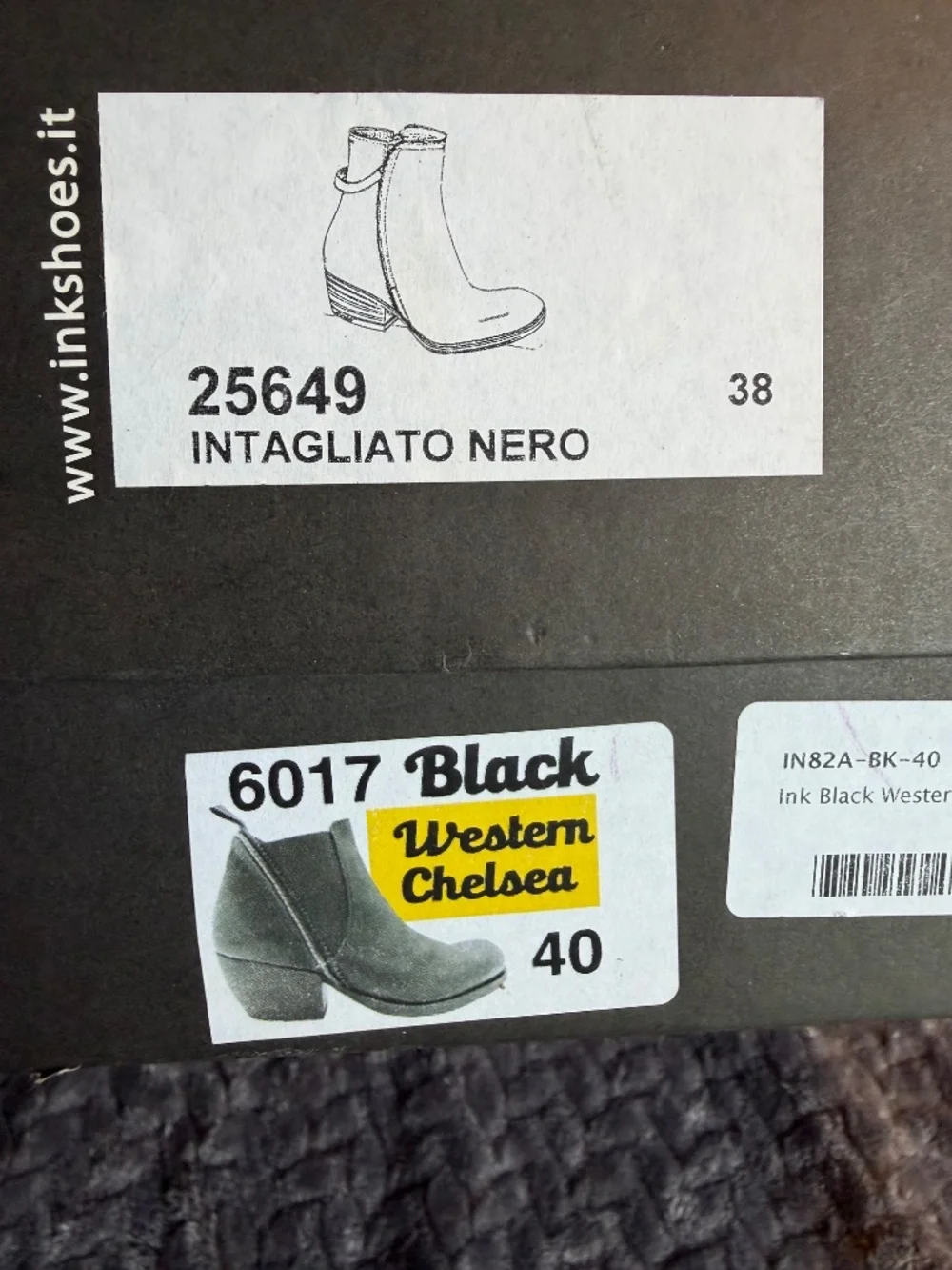 I.N.K. Shoes Black Leather Western Chelsea size: 40
